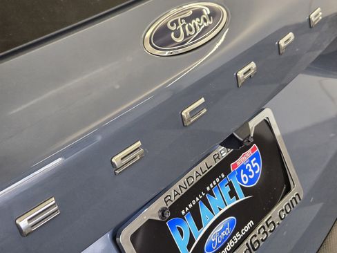 Certified 2025 Ford Escape ST-Line image 11