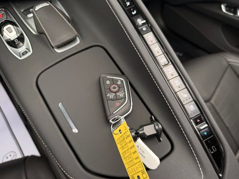 Used 2024 Chevrolet Corvette Stingray Preferred Cpe w/ Battery Protection Package RWD image 41
