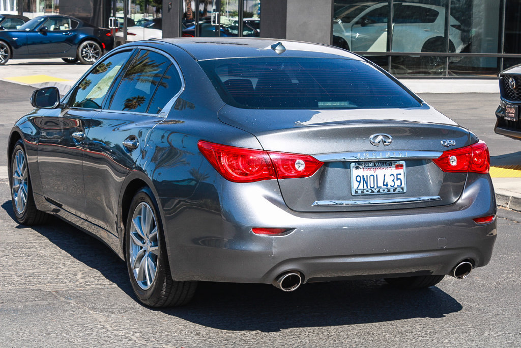 Used 2015 INFINITI Q50 Premium w/ Navigation Package RWD image 6