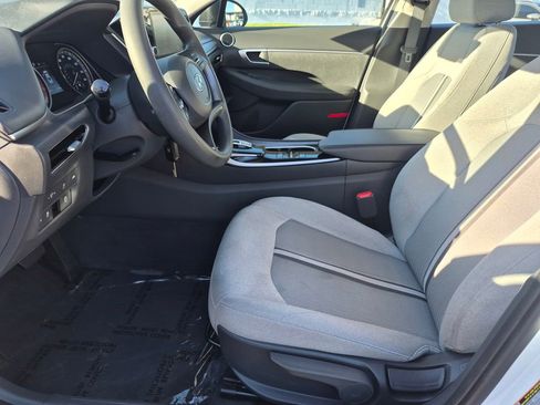 Used 2022 Hyundai Sonata SE FWD image 12