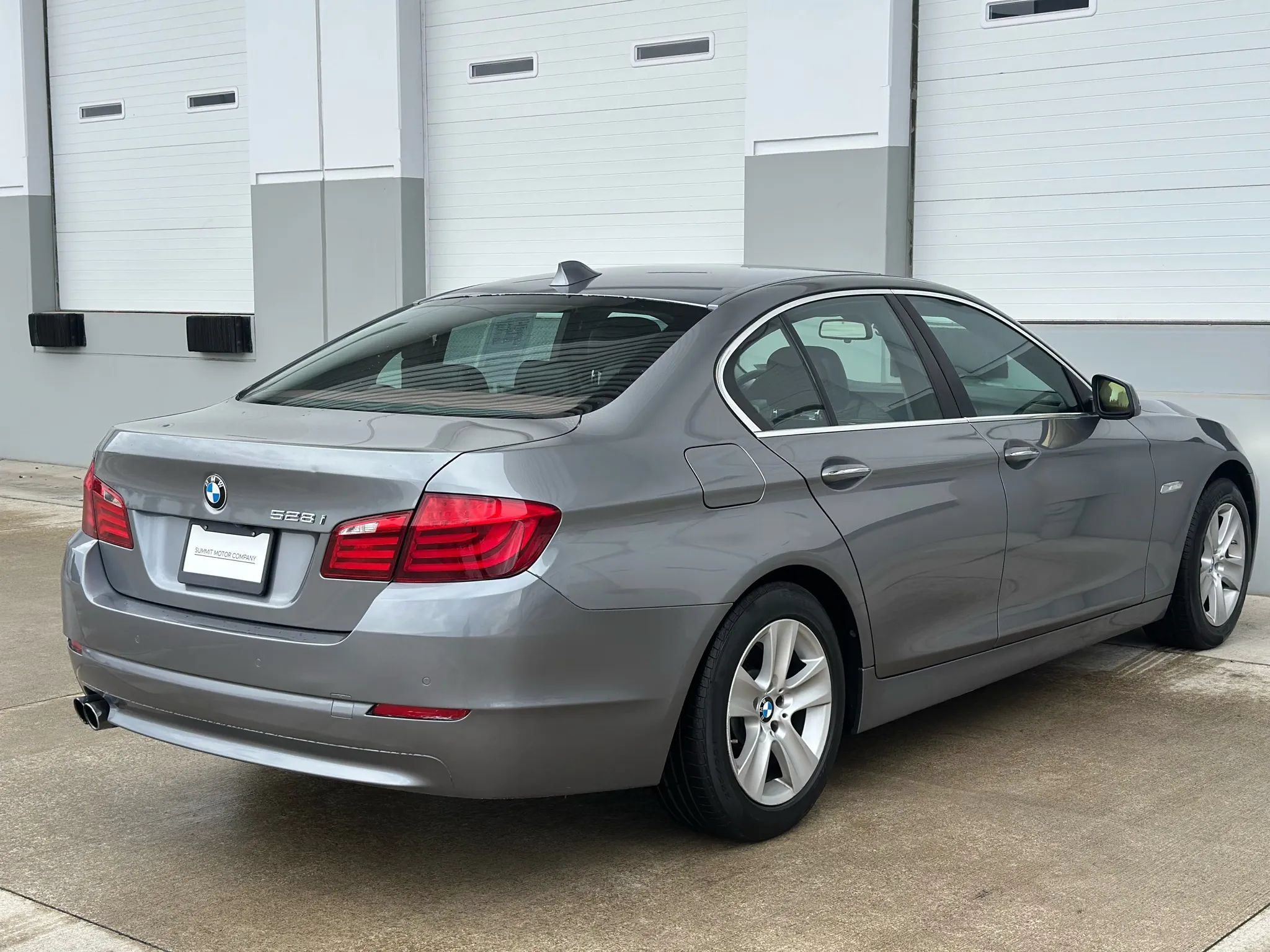 Used 2013 BMW 528i Sedan RWD image 5