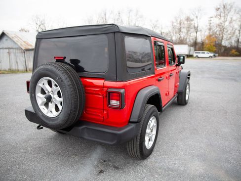 Used 2021 Jeep Wrangler Unlimited Islander image 3
