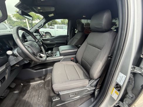 Used 2024 Ford F150 XLT w/ XLT Black Appearance Package RWD image 27
