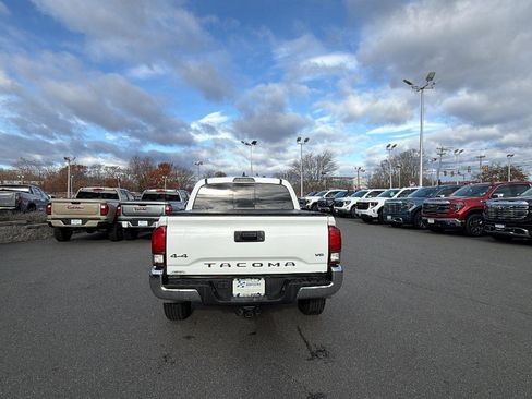 Used 2021 Toyota Tacoma SR5 image 6
