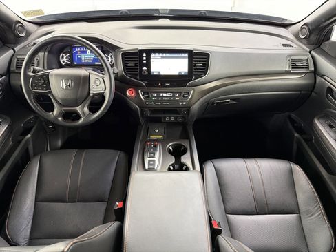 Certified 2024 Honda Passport TrailSport image 17