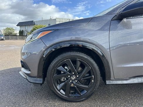 Used 2021 Honda HR-V Sport image 18