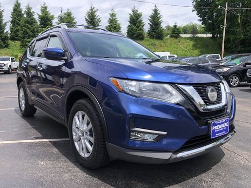 Used 2019 Nissan Rogue SV AWD/4WD image 7
