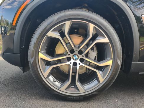 Used 2026 BMW X5 xDrive40i w/ Climate Comfort Package image 27