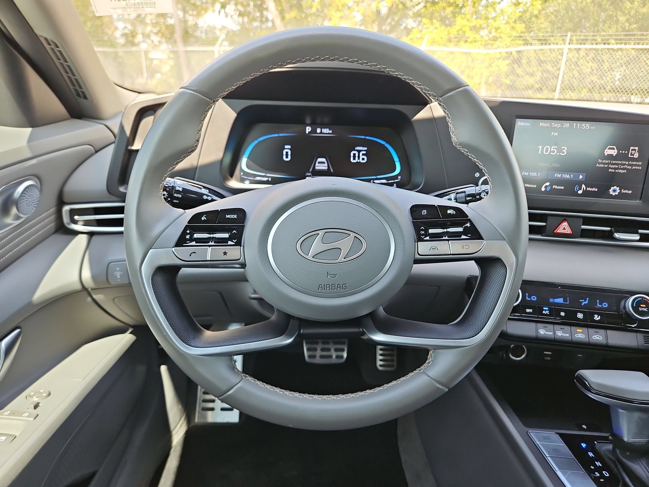 Used 2025 Hyundai Elantra Sport FWD image 20