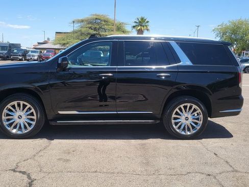 Used 2021 Cadillac Escalade Premium Luxury AWD/4WD image 5