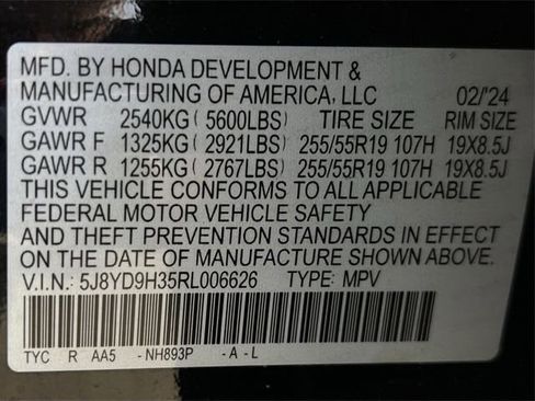 Certified 2024 Acura MDX FWD image 32