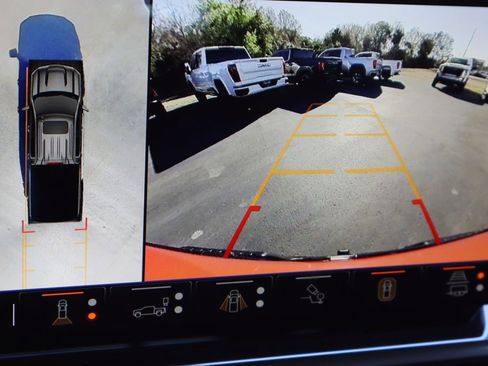 Used 2024 Chevrolet Silverado 1500 LT Trail Boss w/ LT Trail Boss Premium Package image 16