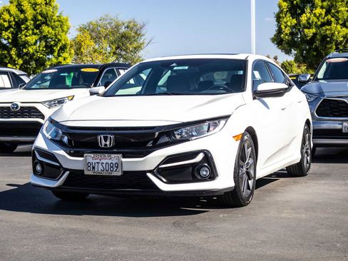 Used 2021 Honda Civic EX image 3