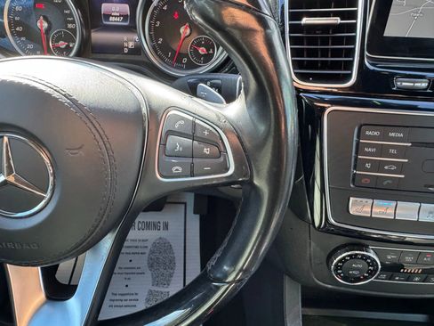 Used 2019 Mercedes-Benz GLS 550 4MATIC image 34