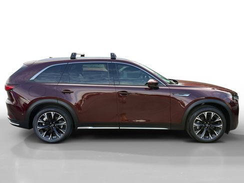 Certified 2024 MAZDA CX-90 Plug-In Hybrid w/ Premium Plus AWD/4WD image 6