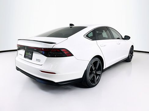 Used 2024 Honda Accord Sport image 9