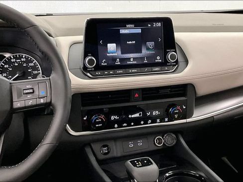 New 2026 Nissan Rogue SV FWD image 8