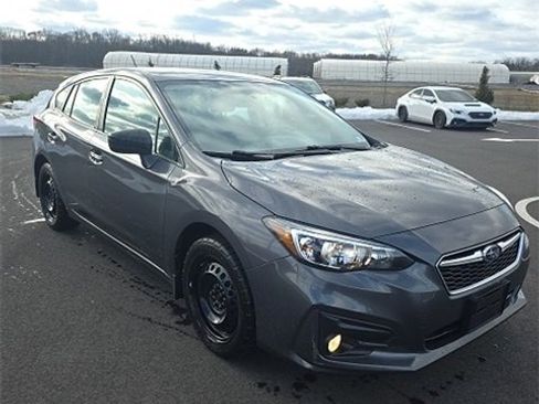 Used 2019 Subaru Impreza 2.0i image 3