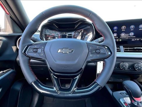 New 2026 Chevrolet Trax RS w/ Driver Confidence Package FWD image 17