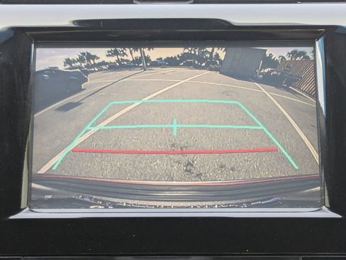 Used 2019 Toyota Camry SE FWD image 22