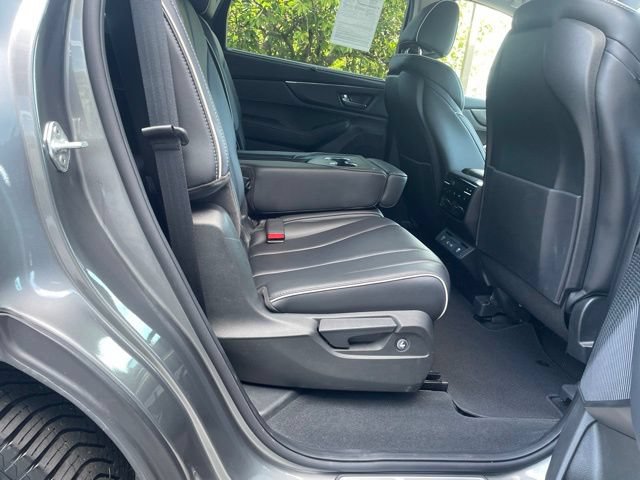 Used 2023 Acura MDX w/ Advance Package AWD/4WD image 18