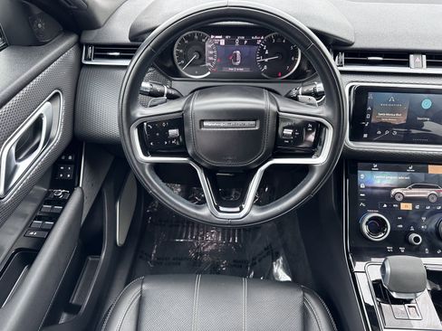 Used 2022 Land Rover Range Rover Velar R-Dynamic S image 15