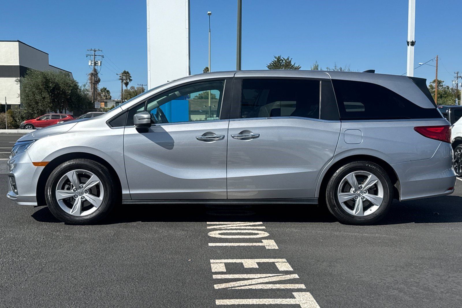 Used 2019 Honda Odyssey EX-L image 2