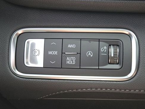 New 2026 Buick Enclave Preferred w/ Power Package AWD/4WD image 14