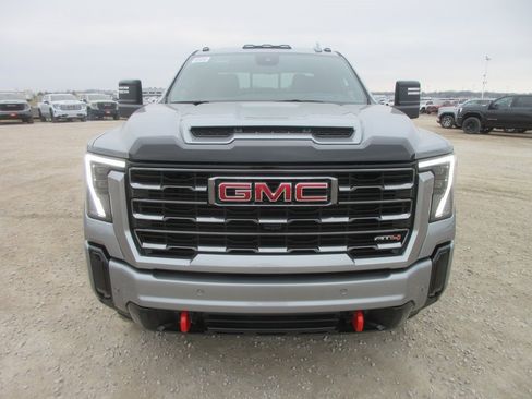 New 2026 GMC Sierra 2500 AT4 image 12