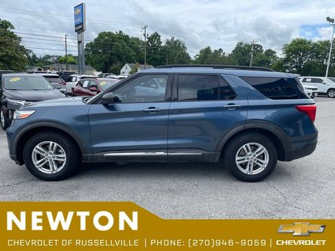 Used 2020 Ford Explorer XLT w/ Equipment Group 202A RWD image 40