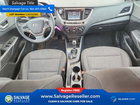Used 2018 Hyundai Accent SE FWD image 11