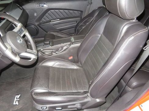 Used 2014 Ford Mustang GT Premium w/ Electronics Package RWD image 19