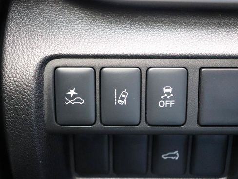 Used 2025 Mitsubishi Eclipse Cross AWD image 39
