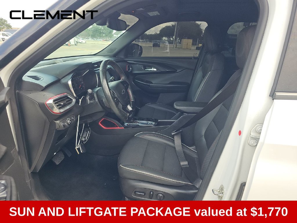 Used 2023 Chevrolet TrailBlazer RS w/ Sun and Liftgate Package AWD/4WD image 4