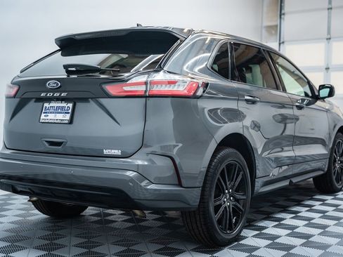 Used 2022 Ford Edge ST-Line image 4