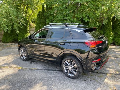 Used 2021 Buick Encore GX Select w/ Experience Buick Package AWD/4WD image 3