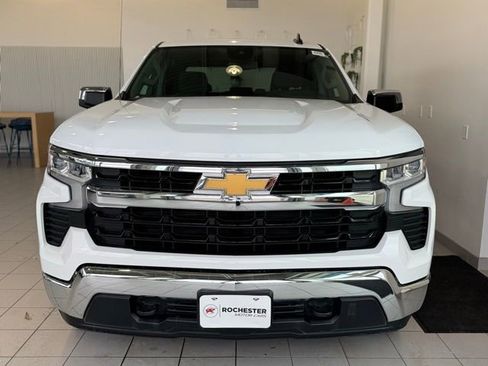 Used 2024 Chevrolet Silverado 1500 LT image 28