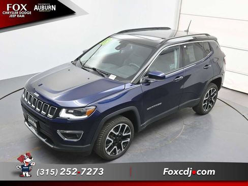 Used 2018 Jeep Compass Limited w/ Navigation Group AWD/4WD image 27