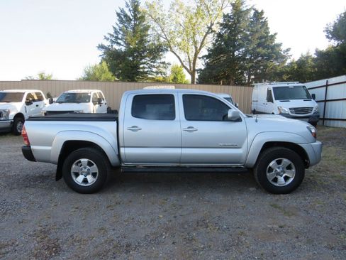 Used 2008 Toyota Tacoma 4x4 Double Cab image 4