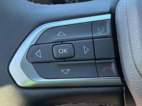 New 2026 Jeep Compass Latitude image 36