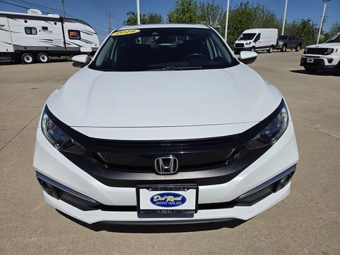 Used 2019 Honda Civic EX image 8