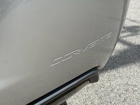 Used 2006 Chevrolet Corvette Z06 w/ Preferred Equipment Group RWD image 12