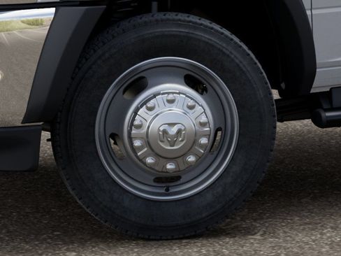New 2026 RAM 5500 Tradesman w/ Chrome Appearance Group AWD/4WD image 8