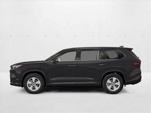 New 2026 Toyota Grand Highlander LE image 3