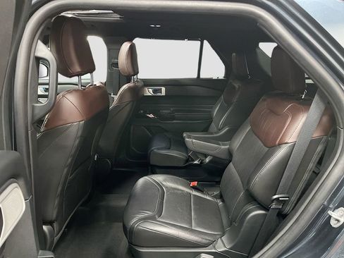 Used 2022 Ford Explorer Platinum w/ Equipment Group 601A image 26
