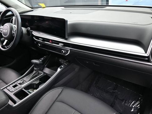 New 2025 Kia Sorento EX w/ Panoramic Sunroof Package image 48