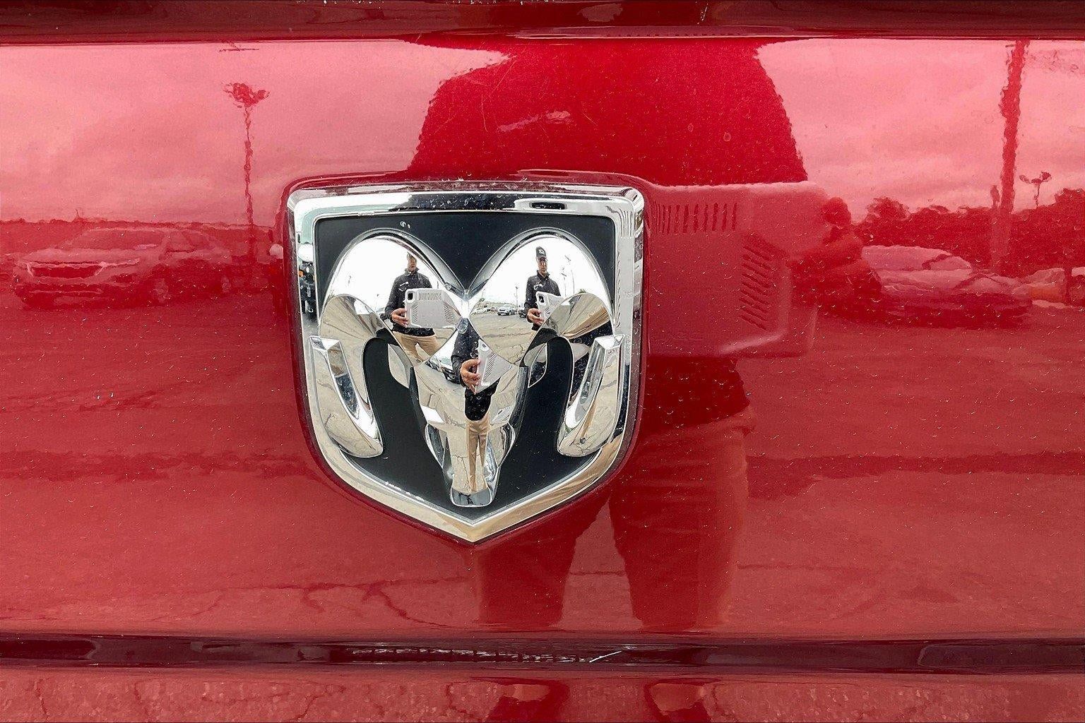 Used 2018 RAM 1500 Express w/ Express Value Package AWD/4WD image 27
