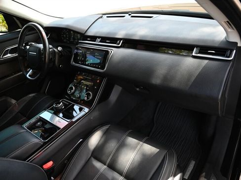 Used 2018 Land Rover Range Rover Velar S AWD/4WD image 20