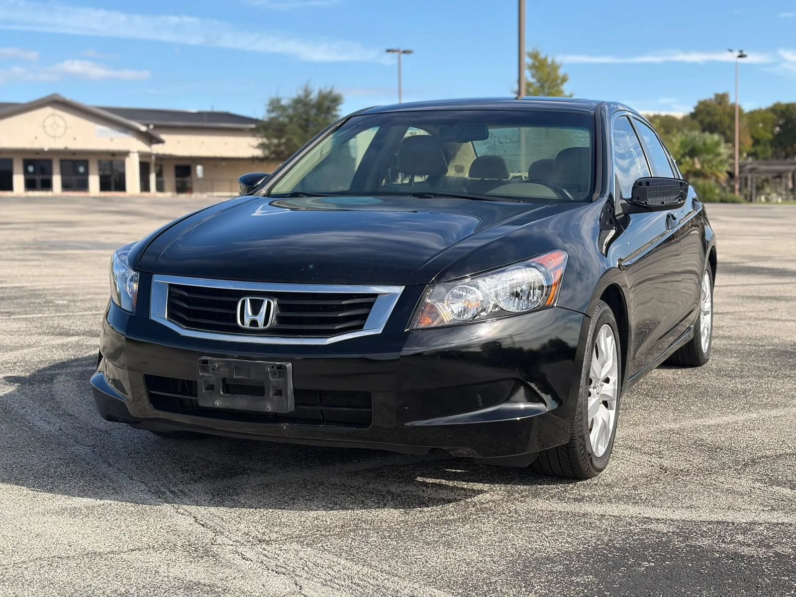Used 2010 Honda Accord EX-L image 4