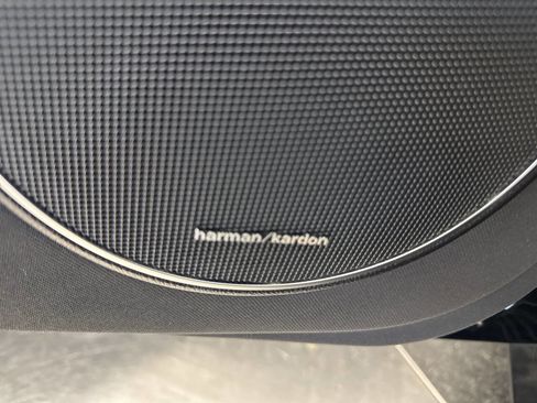 Used 2013 Mercedes-Benz C 300 4MATIC Sedan image 25